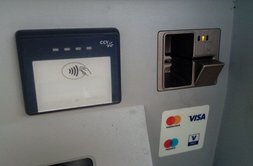 Was sich ändertZehntausende Bank-Kunden verlieren jetzt IBAN – Beitragsbild (Banking / Girokonto)